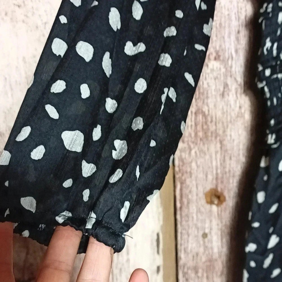 Y2K printed black & white surplice mini dress sheer sleeves lined skirt small - Picture 7 of 16